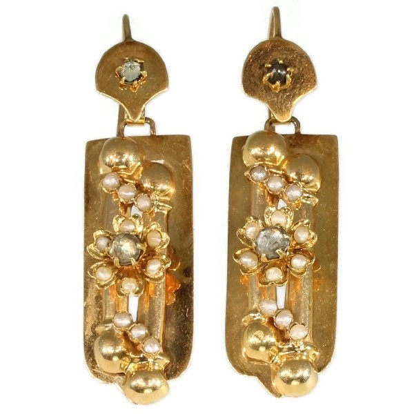 Antique 18kt red gold dangle earrings, Victorian style